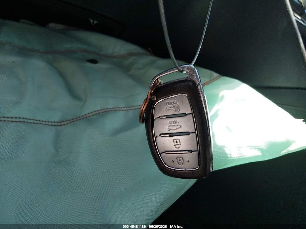 KMHD04LBXLU012316 2020 HYUNDAI ELANTRA photo no. 11