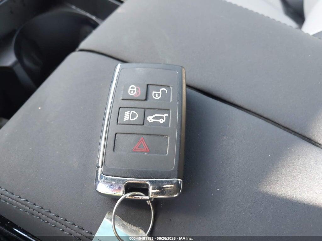 SALYL2FU2TA829000 2026 LAND ROVER RANGE ROVER VELAR photo no. 11