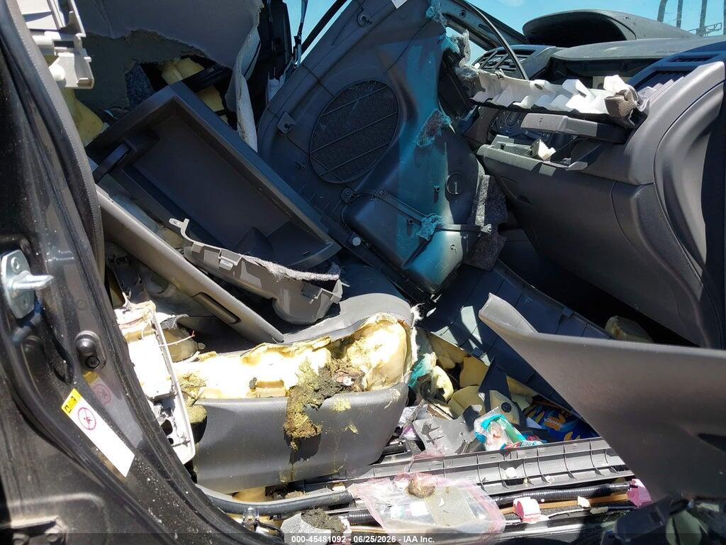 JTDZN3EU1D3259249 2013 TOYOTA PRIUS V photo no. 5