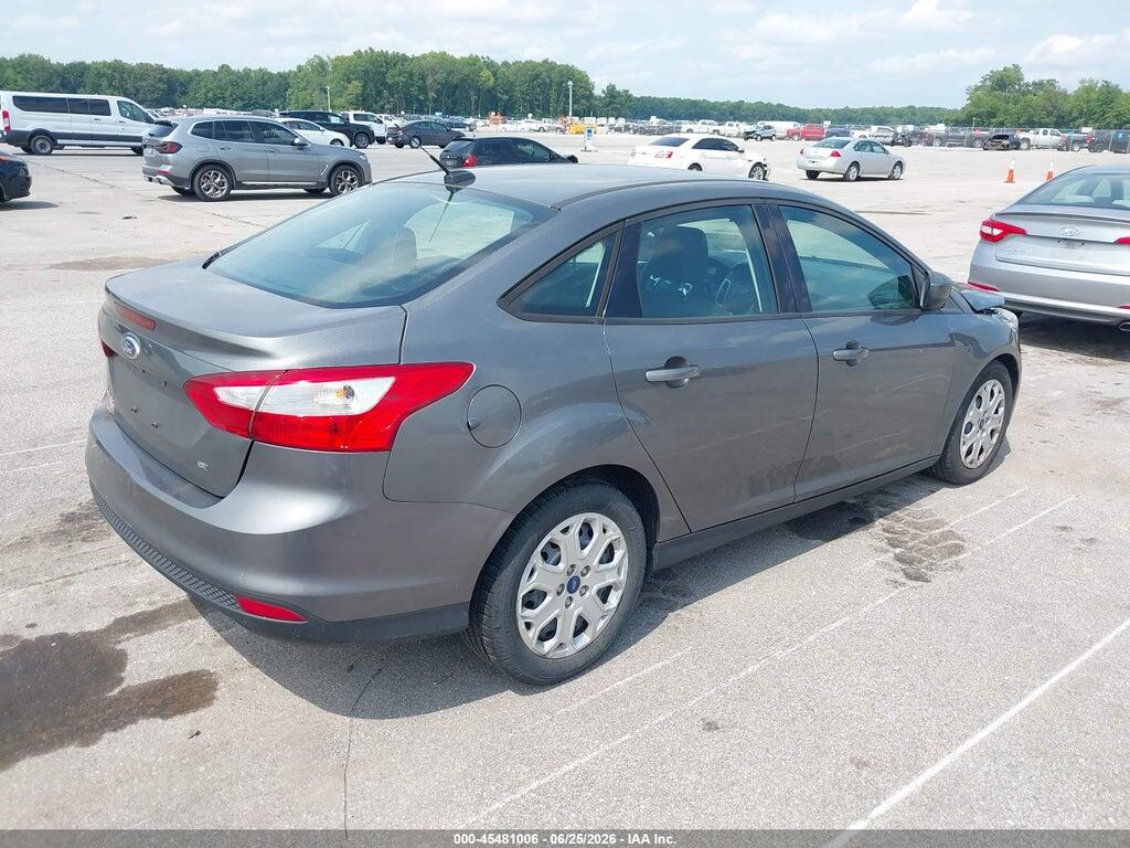 1FAHP3F20CL319643 2012 FORD FOCUS photo no. 4