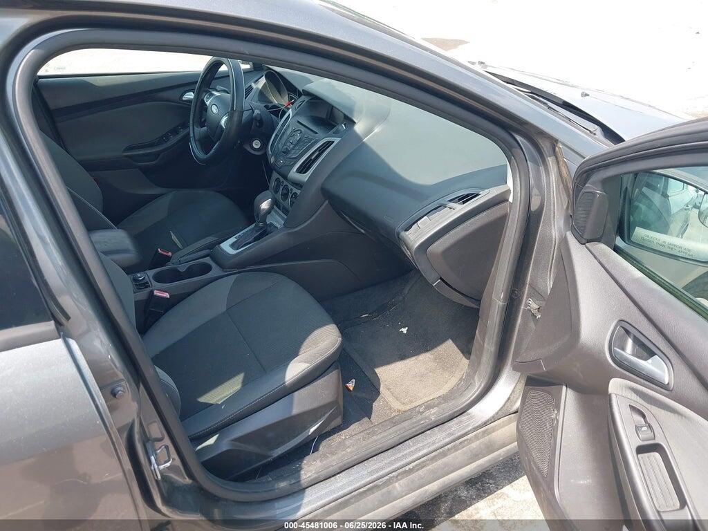 1FAHP3F20CL319643 2012 FORD FOCUS photo no. 5