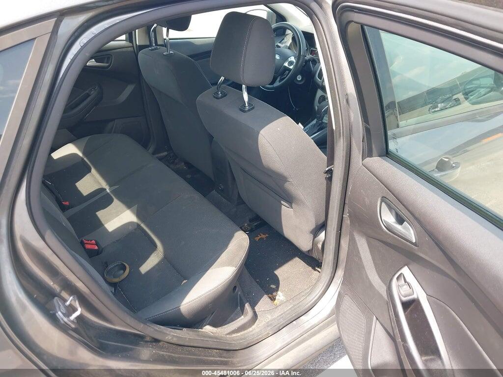 1FAHP3F20CL319643 2012 FORD FOCUS photo no. 8