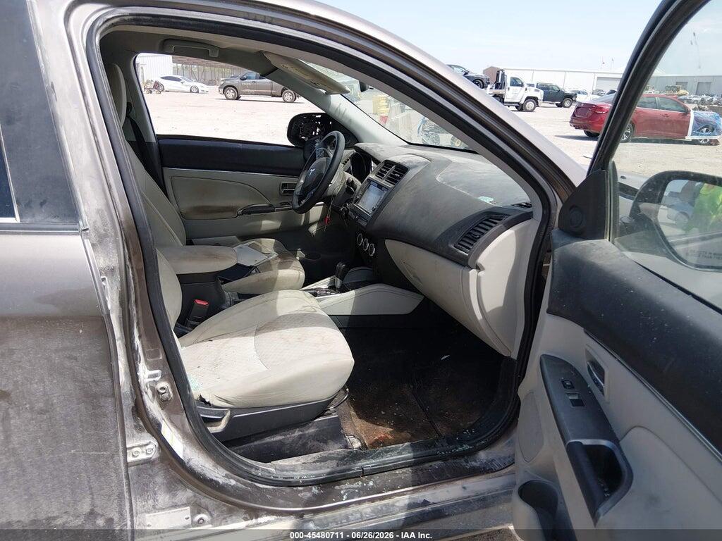JA4AP3AU3KU005671 2019 MITSUBISHI OUTLANDER SPORT photo no. 5