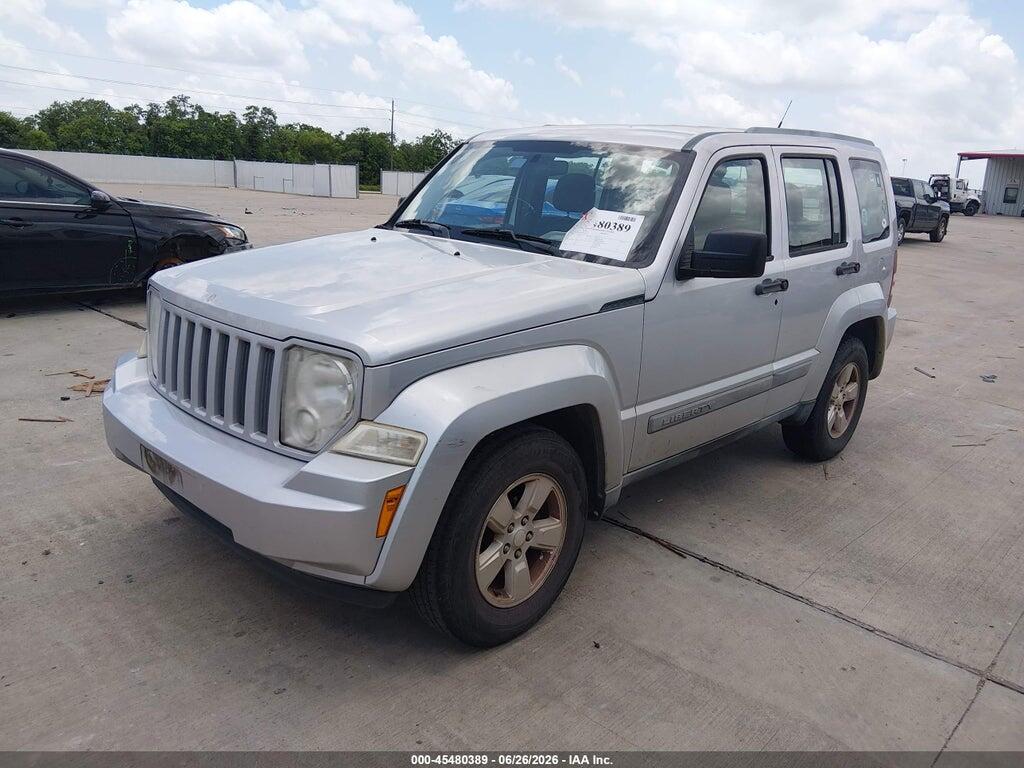 1J4PP2GK3BW552857 2011 JEEP LIBERTY photo no. 2