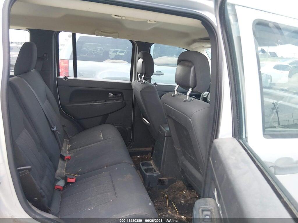 1J4PP2GK3BW552857 2011 JEEP LIBERTY photo no. 8