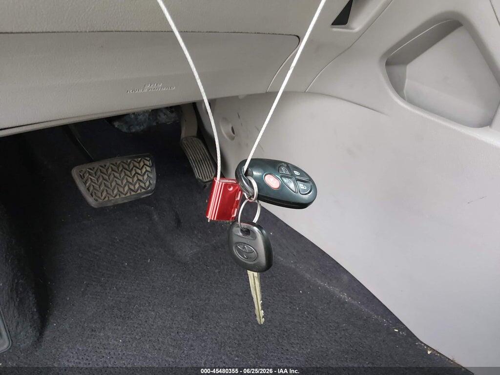 5TDBK3EH2CS118359 2012 TOYOTA HIGHLANDER photo no. 11