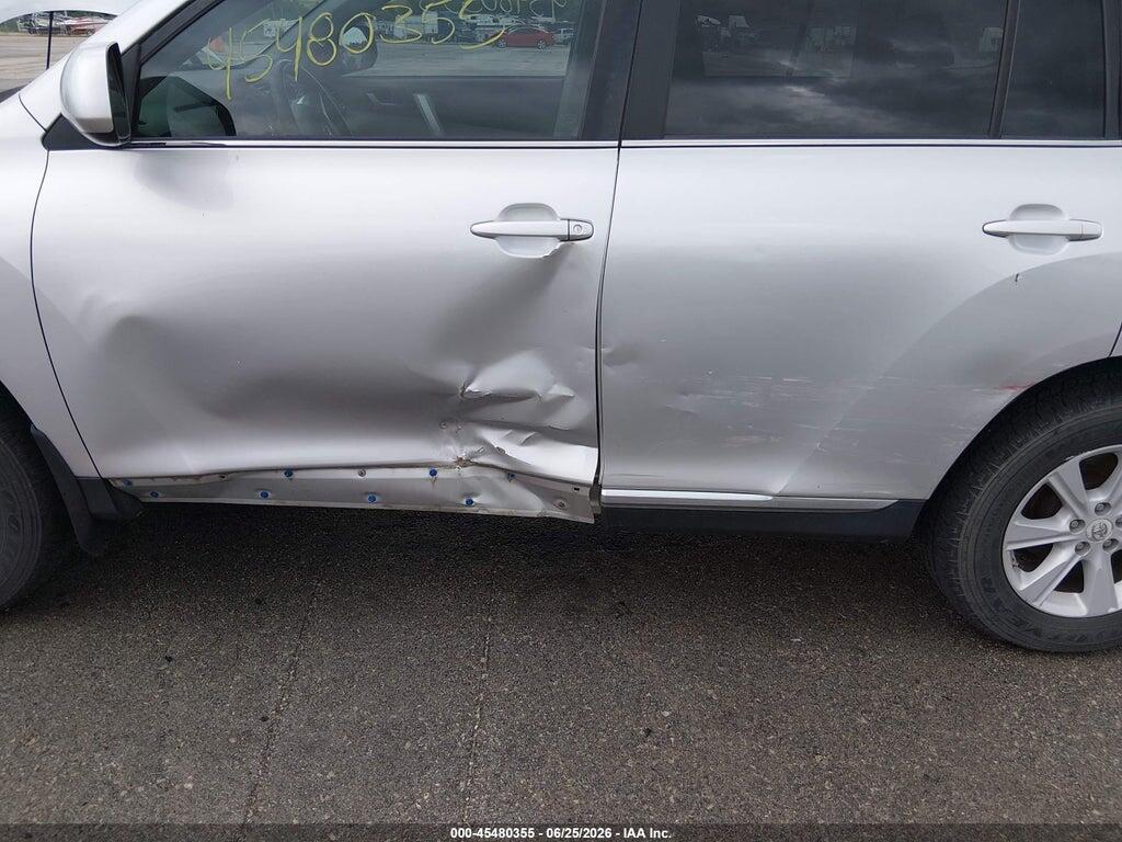 5TDBK3EH2CS118359 2012 TOYOTA HIGHLANDER photo no. 6