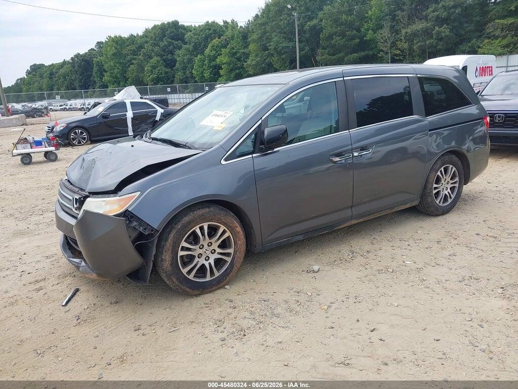 5FNRL5H63DB050015 2013 HONDA ODYSSEY photo no. 2