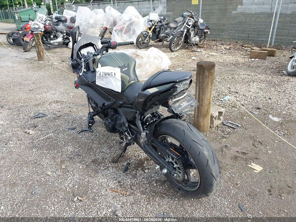 ML5EXER1XRDAD5024 2024 KAWASAKI EX650 photo no. 3