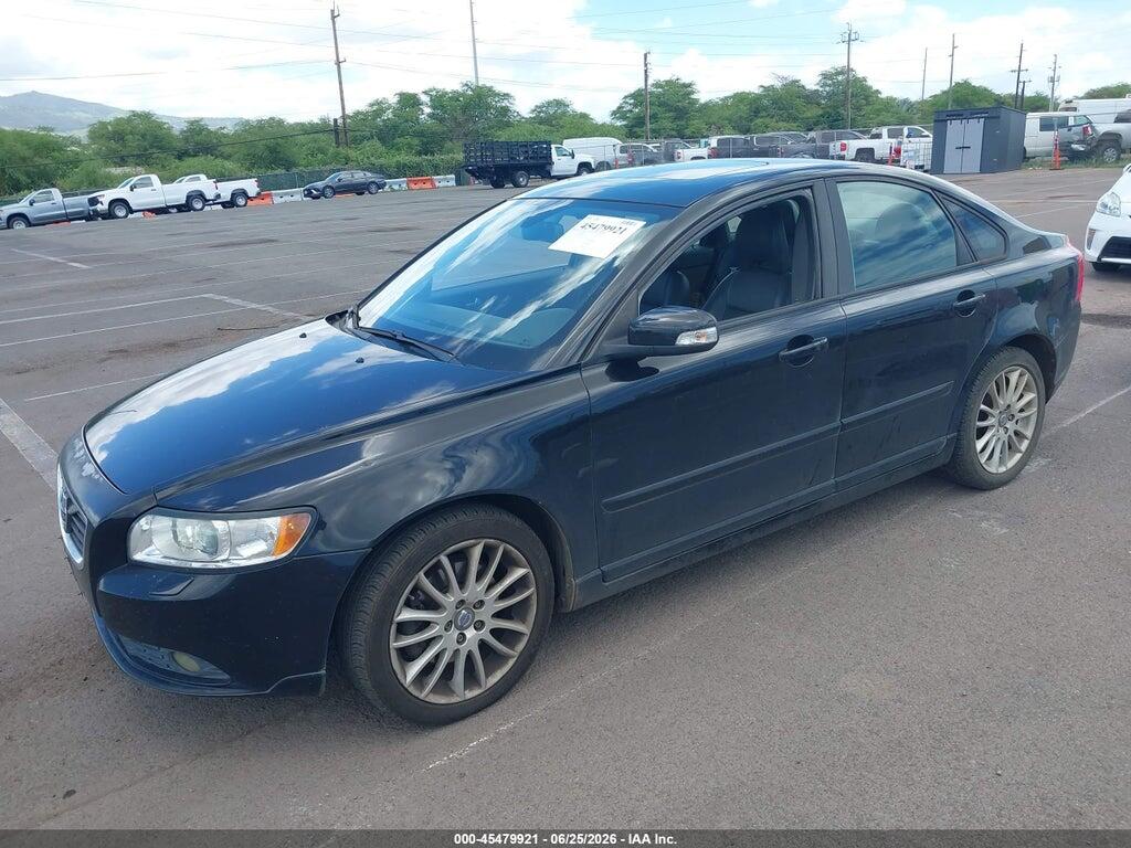 YV1672MSXB2536260 2011 VOLVO S40 photo no. 2