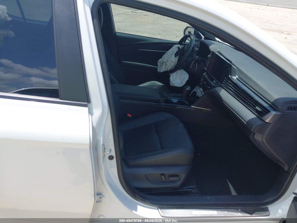 4T1DAACK2SU060368 2025 TOYOTA CAMRY photo no. 5