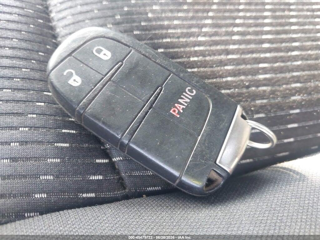 3C4PDCBB7HT643835 2017 DODGE JOURNEY photo no. 11