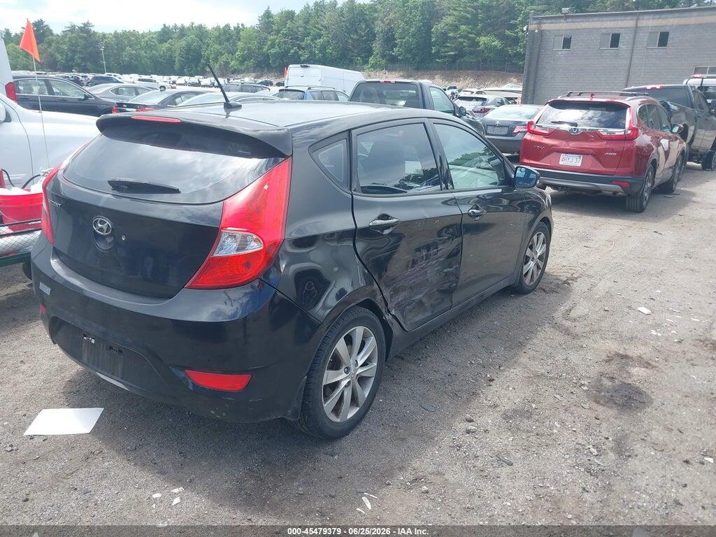 KMHCU5AE4DU090692 2013 HYUNDAI ACCENT photo no. 4