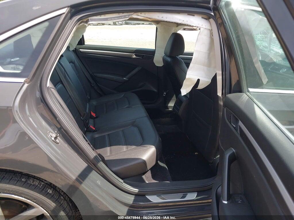 1VWDT7A34HC047677 2017 VOLKSWAGEN PASSAT photo no. 8