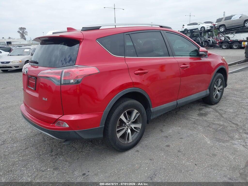 2T3WFREV8HW396333 2017 TOYOTA RAV4 photo no. 4