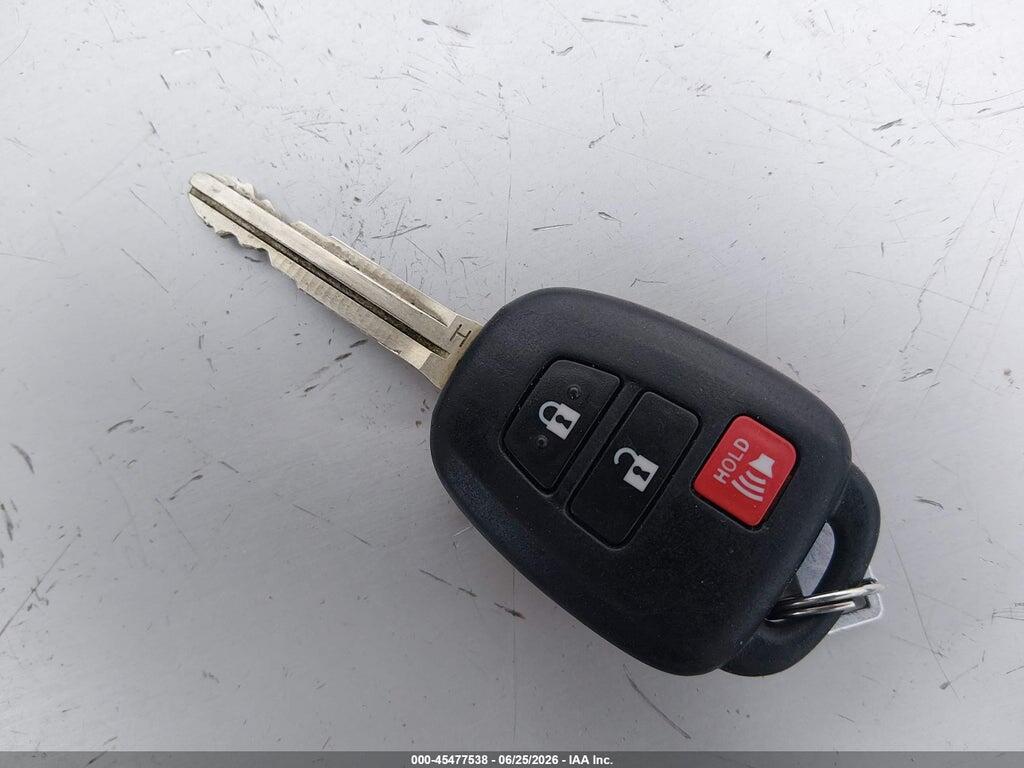 2T3RFREV6FW344600 2015 TOYOTA RAV4 photo no. 11