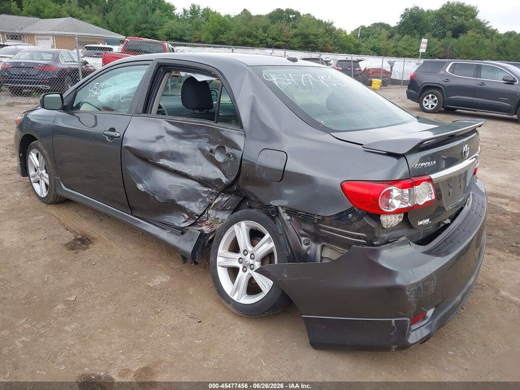 2T1BU4EE5DC109672 2013 TOYOTA COROLLA photo no. 3