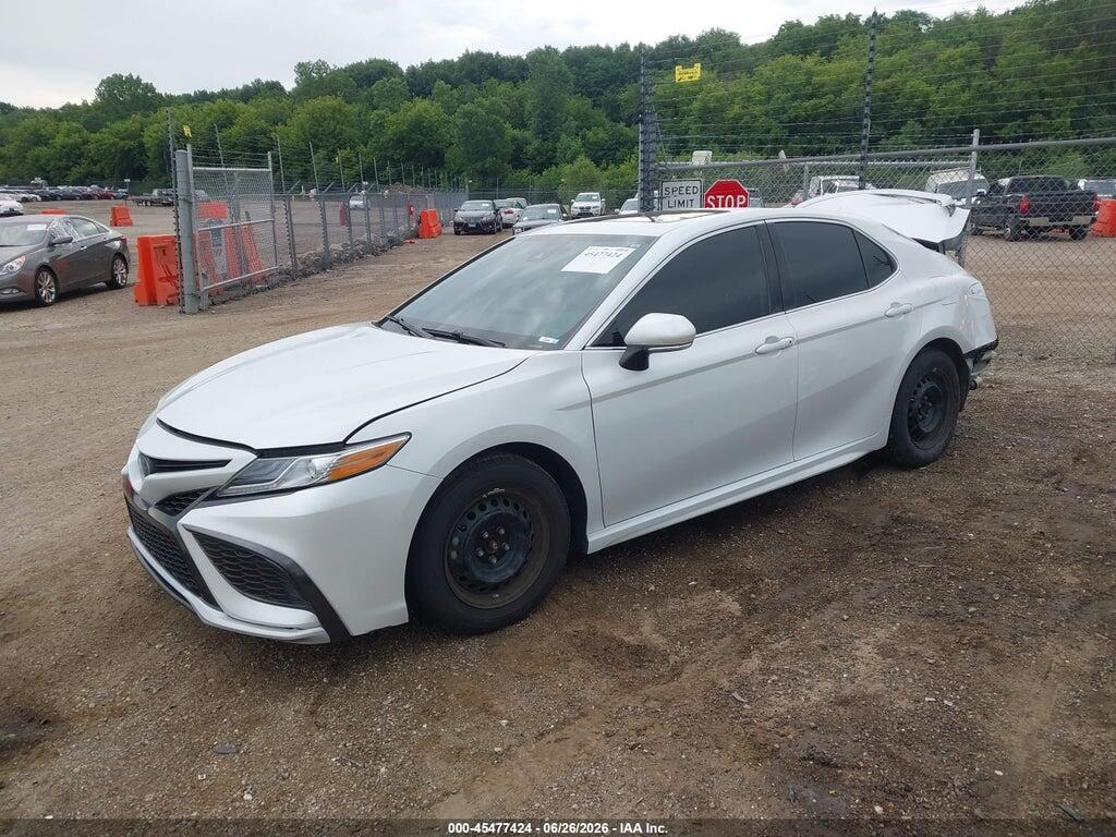4T1K31AK5NU571033 2022 TOYOTA CAMRY photo no. 2