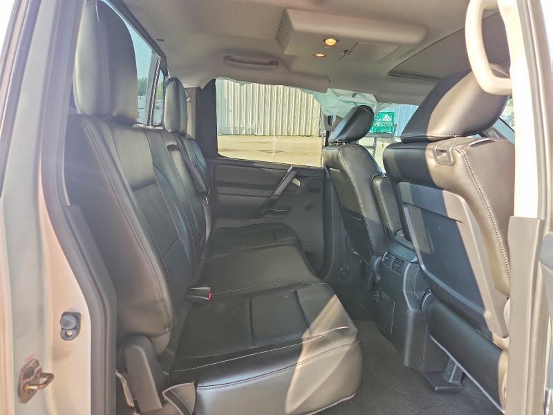 1N6AA0EC2DN312461 2013 NISSAN TITAN photo no. 10