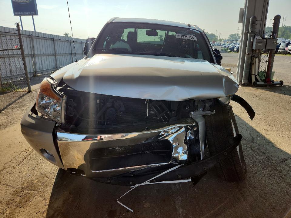 1N6AA0EC2DN312461 2013 NISSAN TITAN photo no. 5