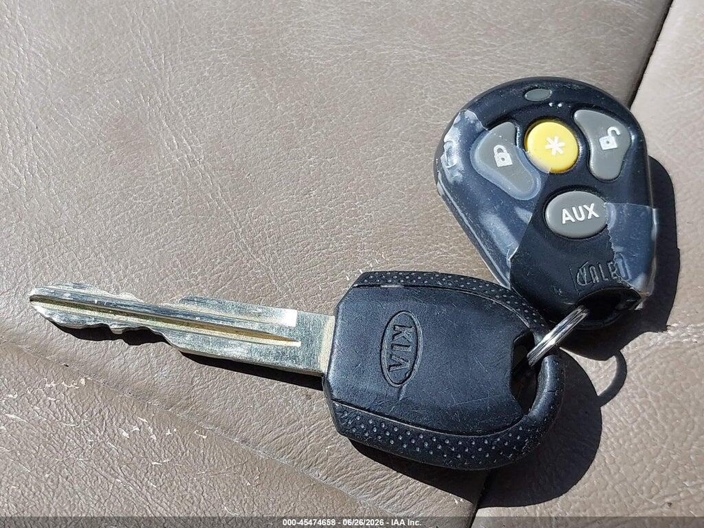 KNAGD128645323163 2004 KIA OPTIMA photo no. 11