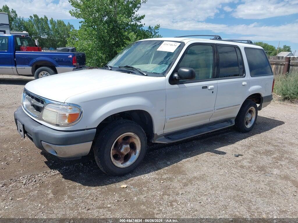 1FMZU83PX1ZA40310 2001 FORD EXPLORER photo no. 2