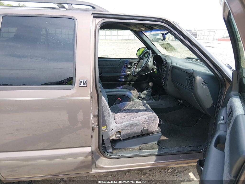 1GKDT13W1WK522877 1998 GMC JIMMY photo no. 5