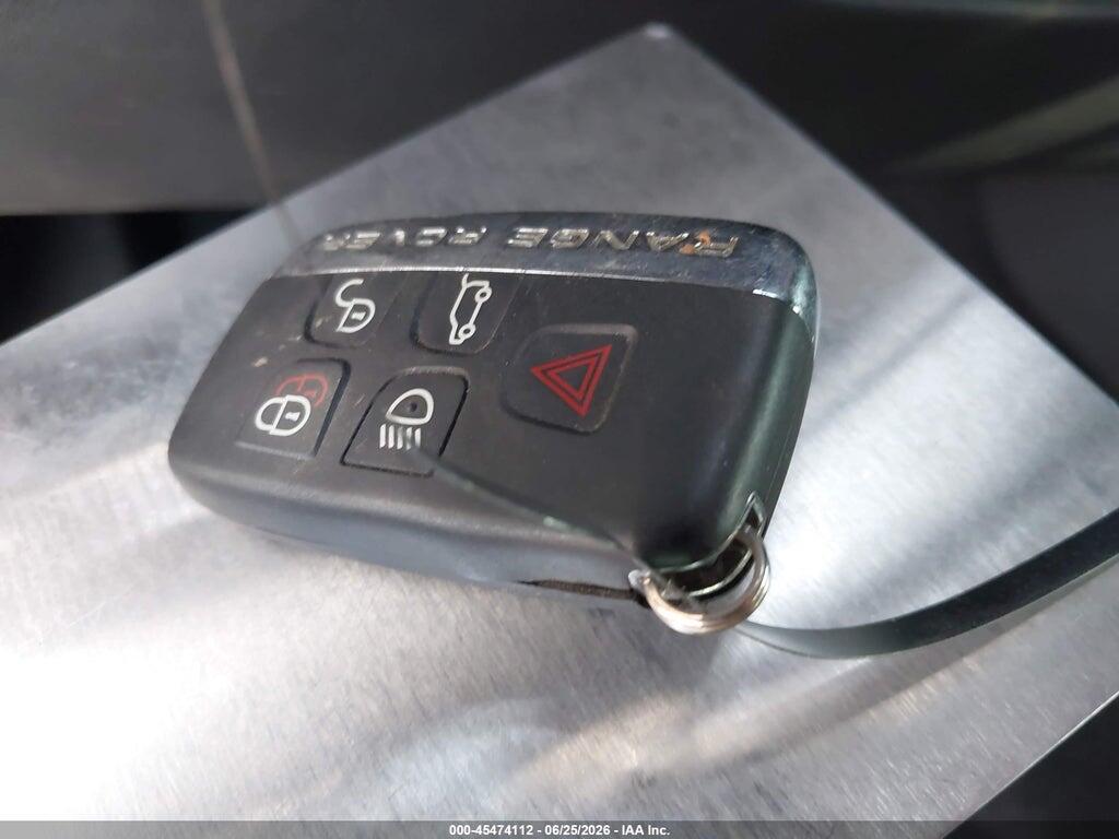 SALYL2RX1JA710504 2018 LAND ROVER RANGE ROVER VELAR photo no. 11