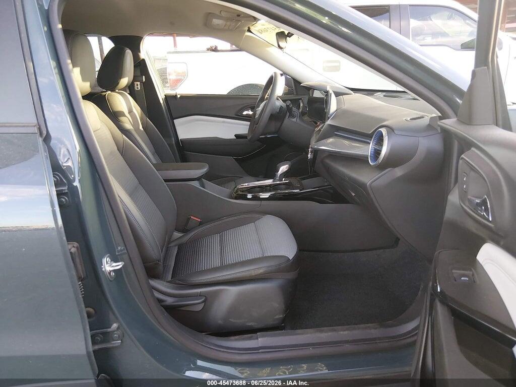KL77LHEP2SC051749 2025 CHEVROLET TRAX photo no. 5