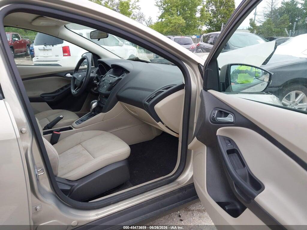 1FADP3F23GL252086 2016 FORD FOCUS photo no. 5