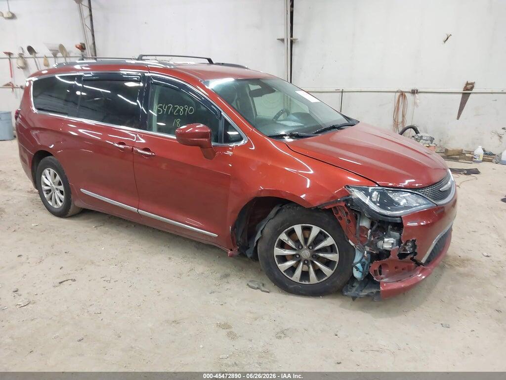 2C4RC1BG2JR175016 2018 CHRYSLER PACIFICA photo no. 1