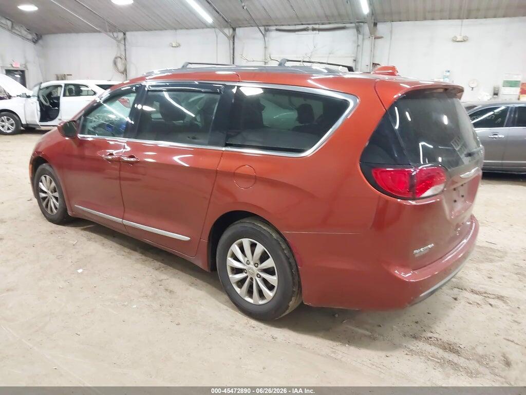 2C4RC1BG2JR175016 2018 CHRYSLER PACIFICA photo no. 3