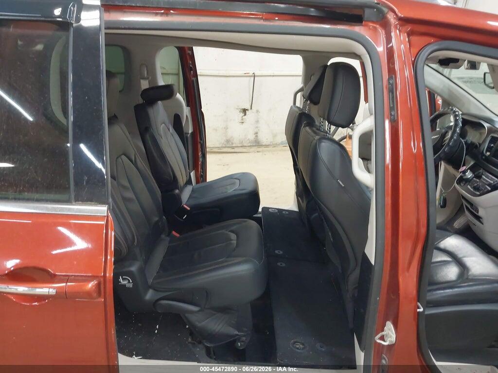 2C4RC1BG2JR175016 2018 CHRYSLER PACIFICA photo no. 8