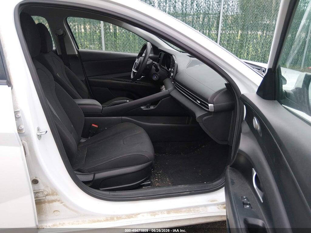 5NPLL4AGXMH049318 2021 HYUNDAI ELANTRA photo no. 5