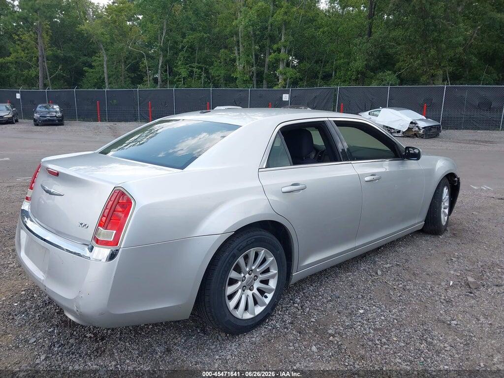 2C3CCAAG2CH273824 2012 CHRYSLER 300 photo no. 4