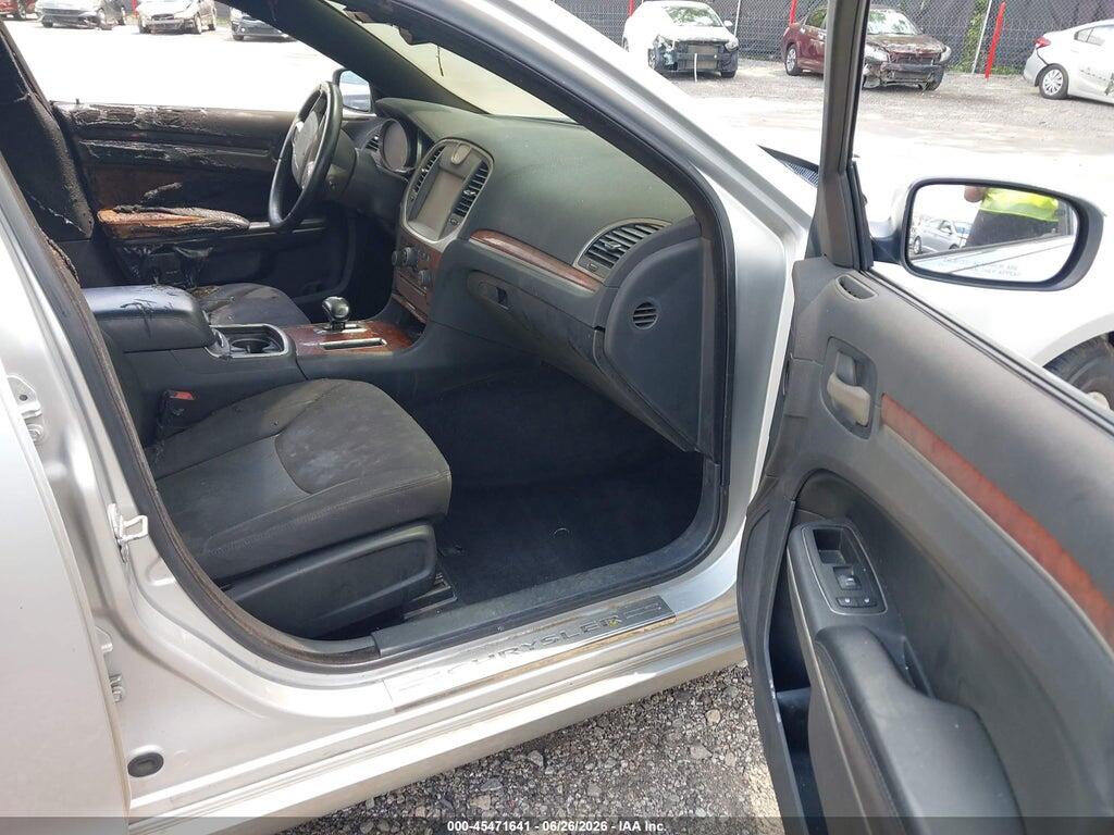 2C3CCAAG2CH273824 2012 CHRYSLER 300 photo no. 5