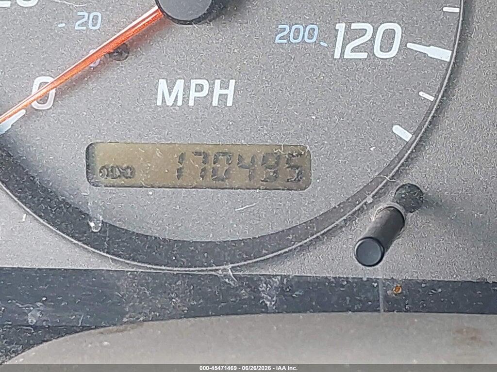 3N1CB51D32L667224 2002 NISSAN SENTRA photo no. 7