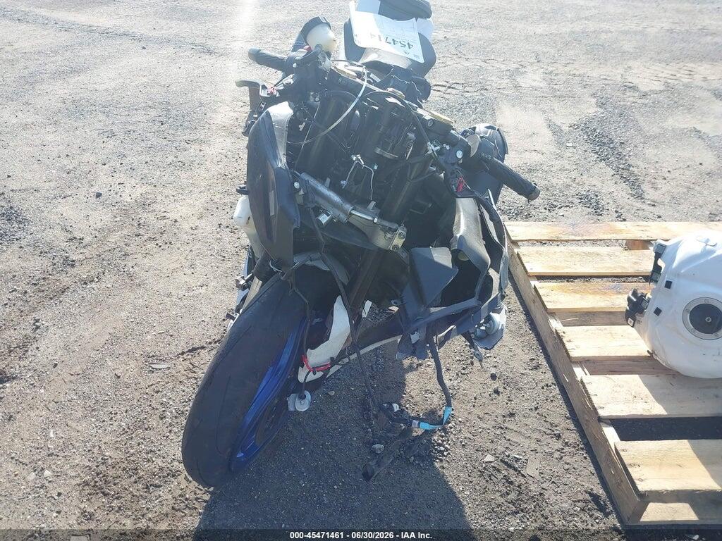 JS1DM11B8J2100424 2018 SUZUKI GSX-R1000 photo no. 5