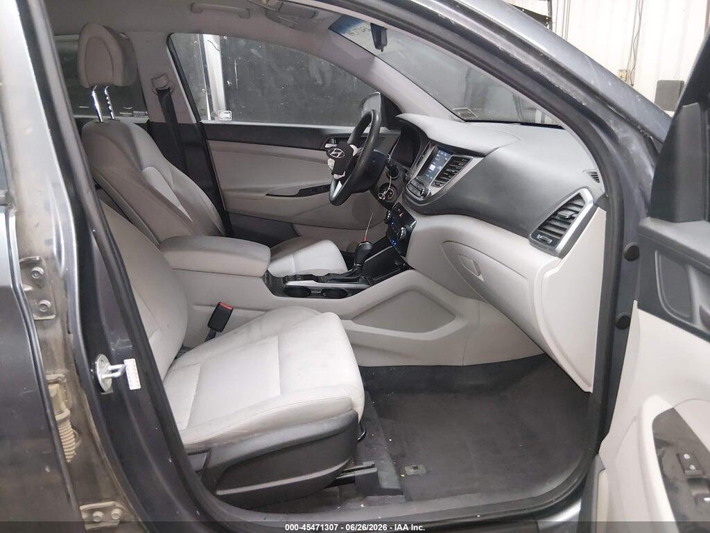 KM8J3CA47JU680757 2018 HYUNDAI TUCSON photo no. 5