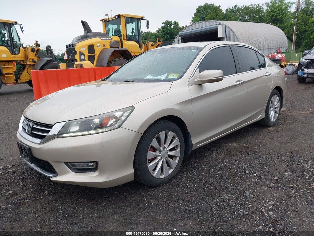 1HGCR3F84DA037720 2013 HONDA ACCORD photo no. 2