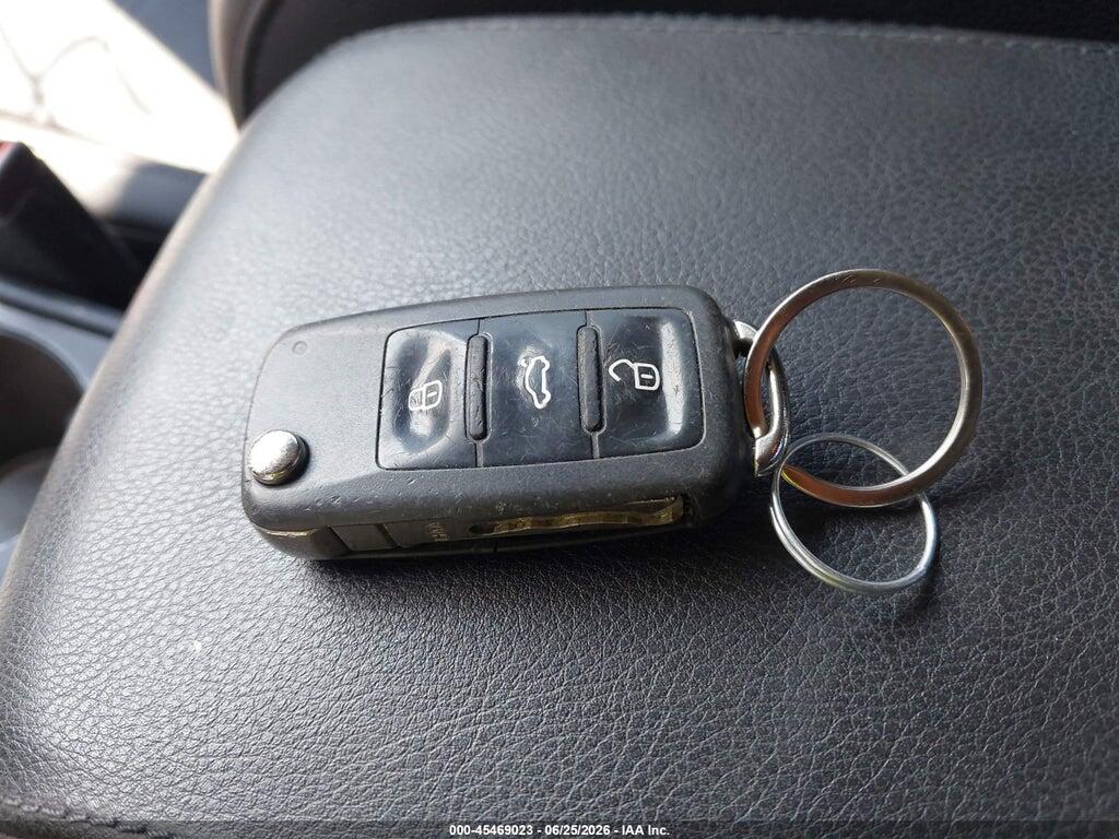 1VWAT7A32FC018436 2015 VOLKSWAGEN PASSAT photo no. 11