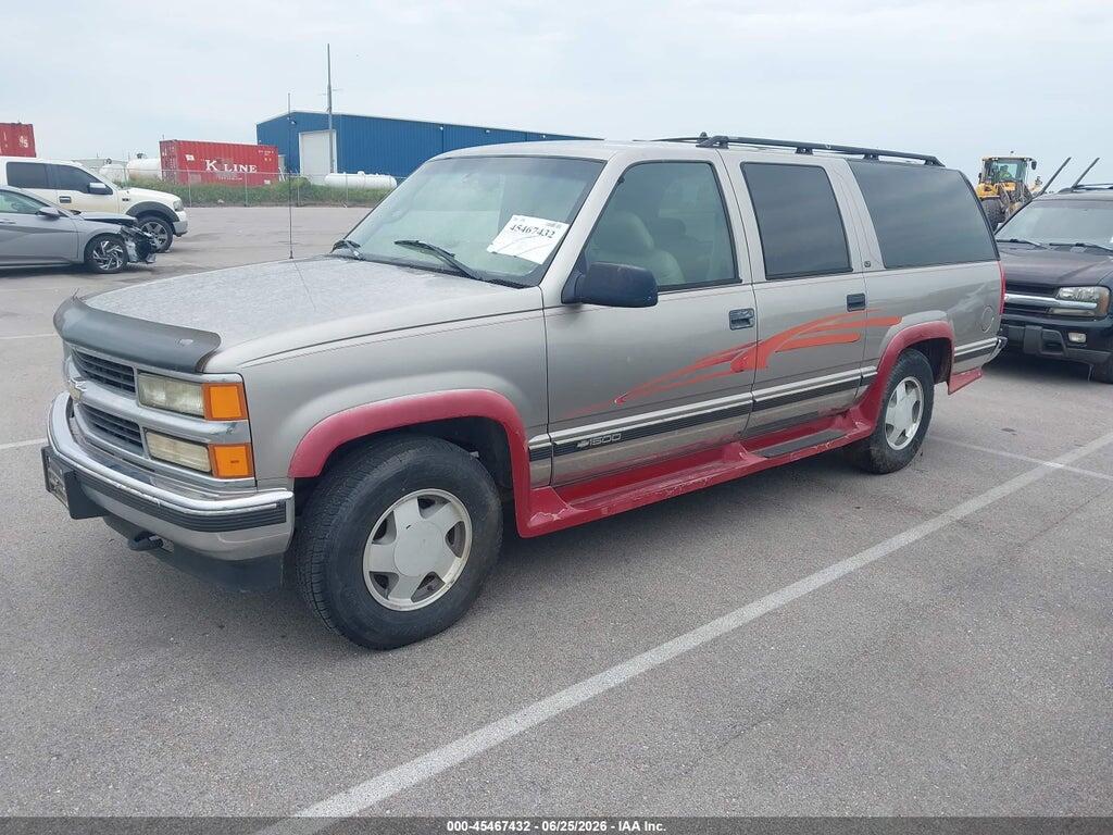 3GNFK16R7XG189159 1999 CHEVROLET SUBURBAN photo no. 2