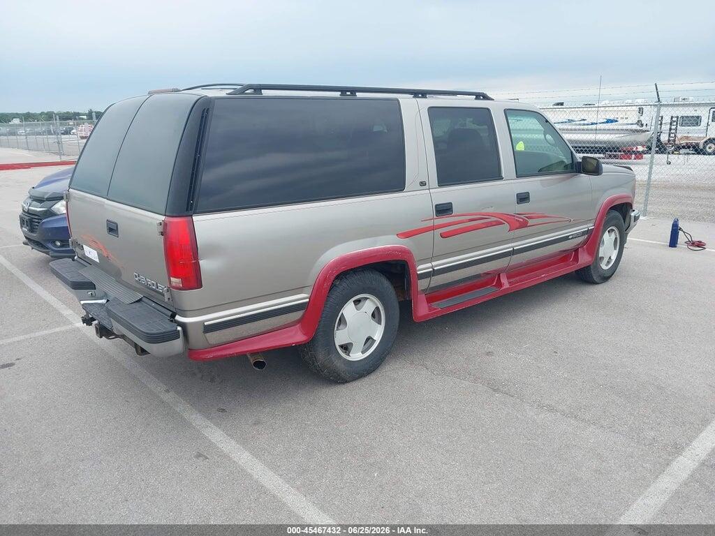3GNFK16R7XG189159 1999 CHEVROLET SUBURBAN photo no. 4