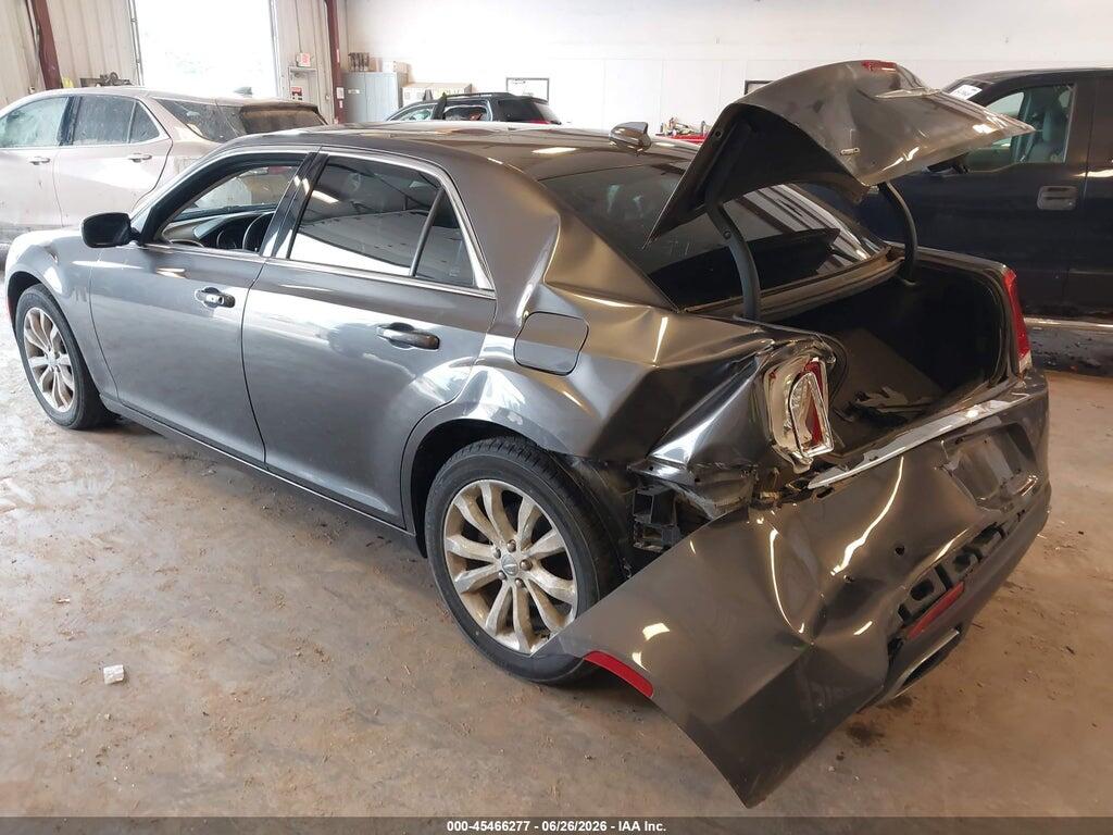 2C3CCARG4HH582626 2017 CHRYSLER 300 photo no. 3