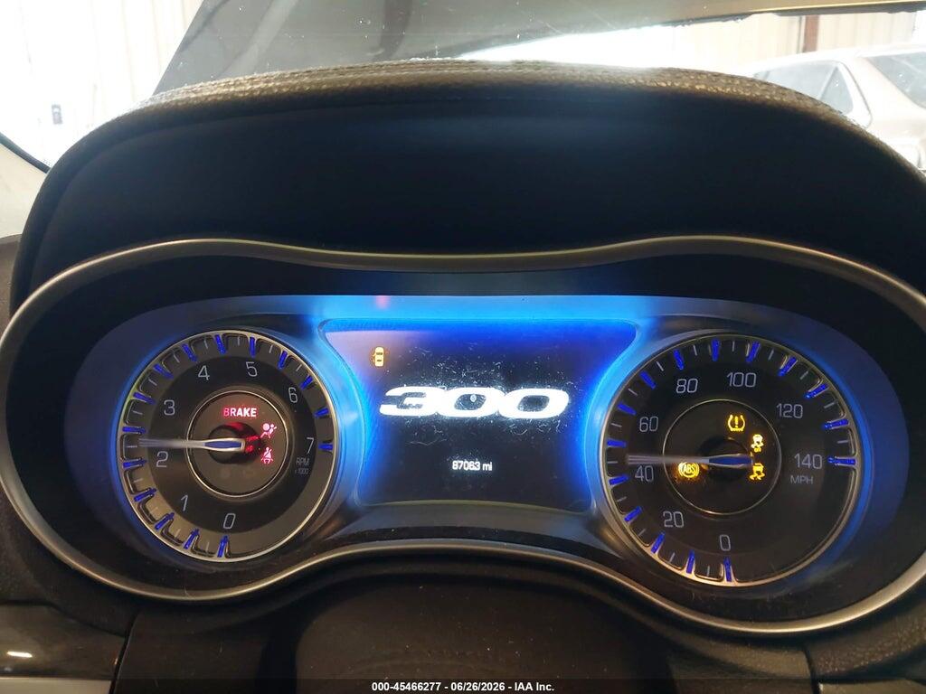 2C3CCARG4HH582626 2017 CHRYSLER 300 photo no. 7