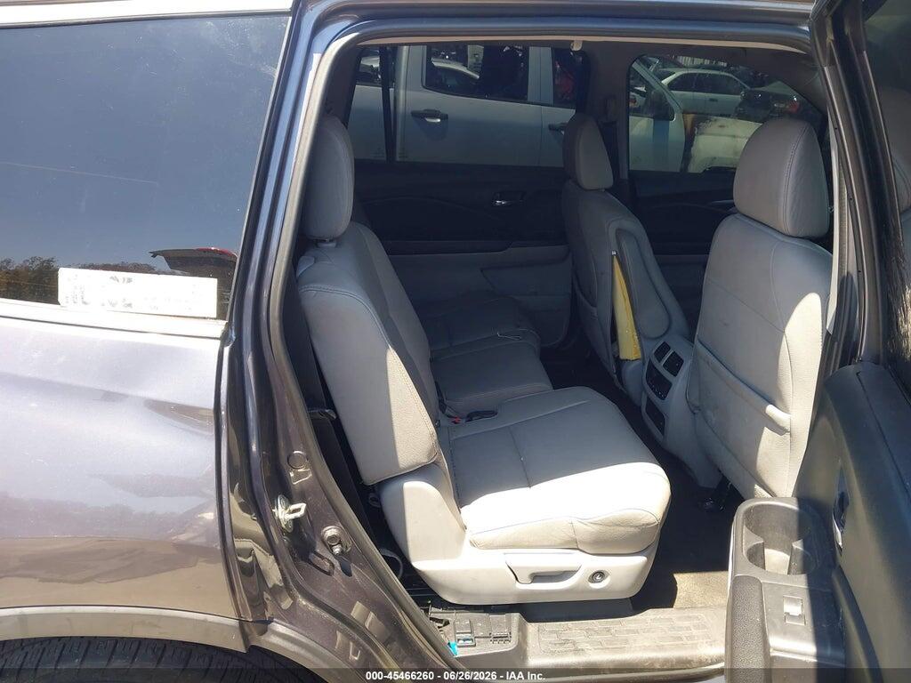 5FNYF5H79HB023290 2017 HONDA PILOT photo no. 8
