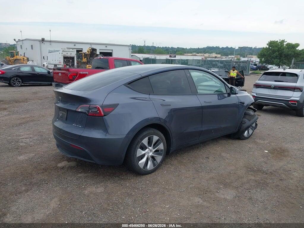 7SAYGDEE5PF768078 2023 TESLA MODEL Y photo no. 4