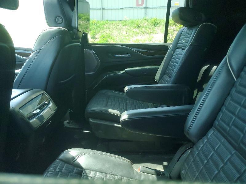 2021 CADILLAC ESCALADE ESV SPORT PLATINUM — Фото 11 из 13