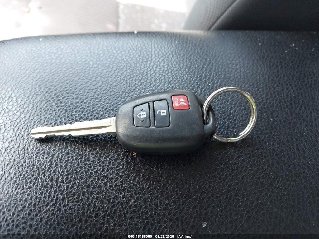 2T3BFREV7FW259430 2015 TOYOTA RAV4 photo no. 11