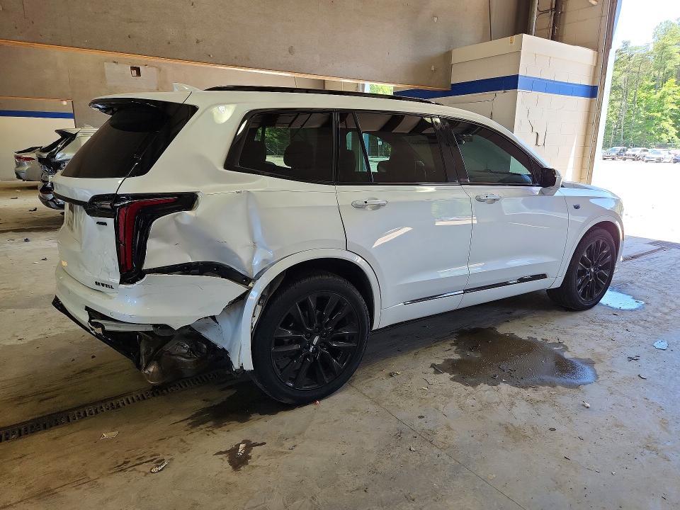 2021 CADILLAC XT6 SPORT — Фото 3 из 13